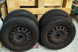 Cerchi e gomme 4 stagioni 155 65 R14