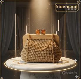 Borsa Clutch bag realizzata a mano all'uncinetto 