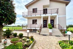 4 LOCALI A SANTARCANGELO DI ROMAGNA