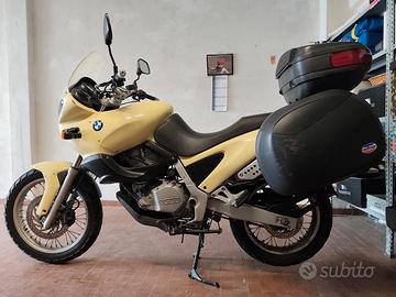 MOTO BMW F 650 GS