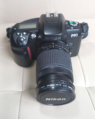 Nikon F60 con obiettivo AF  28/80
