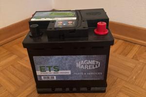 Batteria auto Magneti Marelli