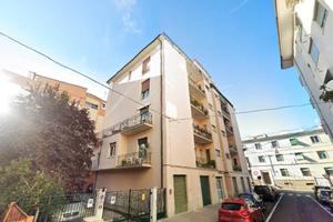 Appartamento di 130 m² con 4 locali e box auto a O