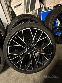 Cerchi da 21 pollici con gomme