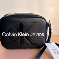 Borsetta Calvin klein nera