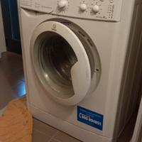 lavatrice indesit IWC5105 