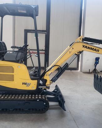 Miniescavatore usato YANMAR VIO 17