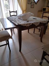 Tavolo in noce allungabile 