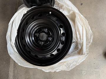 4 Cerchi in tola da 14”