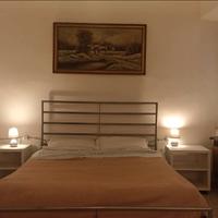 Ampia stanza nel centro storico di Caprarola