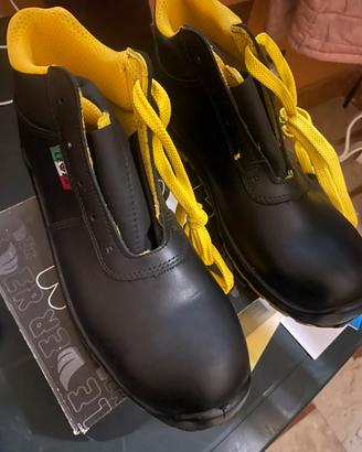 Scarpe antifortunistiche