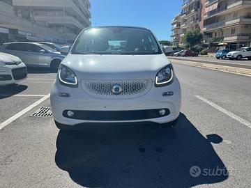Smart ForFour 70 1.0 twinamic Prime LED NAVI PDC P