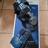 Ginocchiera snodata per rottura legamenti.