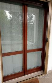 Porta finestra in legno