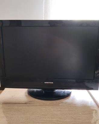 TV LCD 19"pollici...funziona con decoder