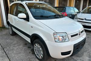 Fiat Panda 4x4!! 1.2 benzina anno 2010!!