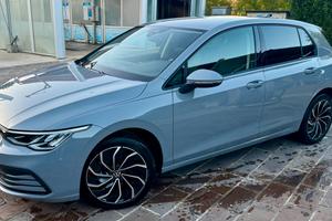 Golf 8 tgi