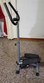 Stepper con manubrio 