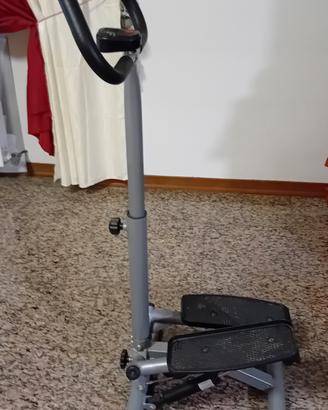 Stepper con manubrio 