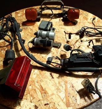 Ricambi vari MOTO GUZZI LE MANS I SERIE 76' 78'