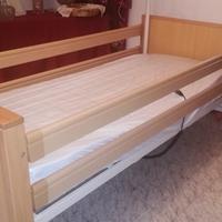 Letto motorizzato per degenza
