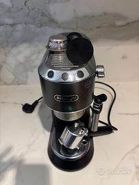 De'Longhi Dedica Style EC 685.BK.