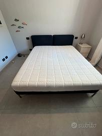 Letto matrimoniale