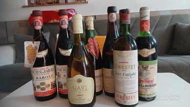 Bottiglie di vino d'annata