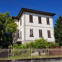 VILLA SINGOLA A VARALLO POMBIA