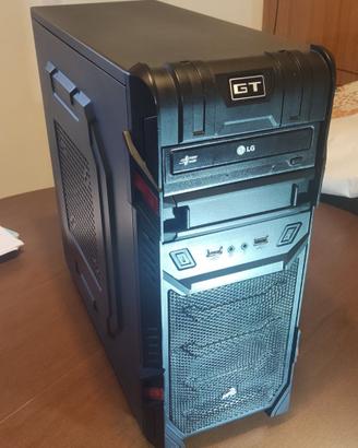 Computer PC fisso gaming assemblato