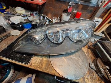 fanale anteriore sinistro alfa 147