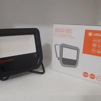 Fari a led"LEDVANCE-OSDRAM"nuovi