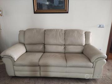 Divano in vera pelle