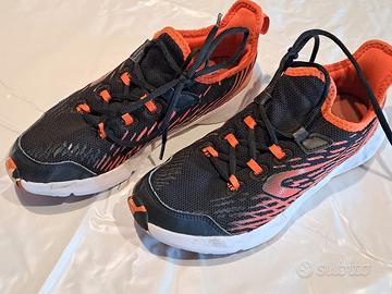 Scarpe da ginnastica unisex Quechua nere/arancioni