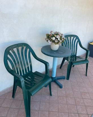 Set Tavolino e Sedie da esterno giardino