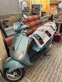 Vespa 125 LXV ie