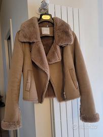 Giubbotto corto mod. chiodo in eco-montone