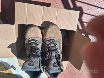Scarpe da trekking usare mis. 46/47