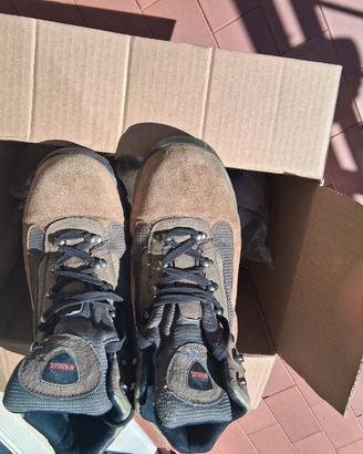 Scarpe da trekking usare mis. 46/47