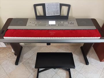 pianoforte yamaha DGX 640