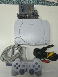 ps one funzionante con joistik originale 
