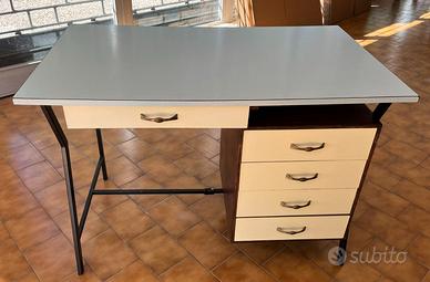 Scrivania vintage anni 50/60