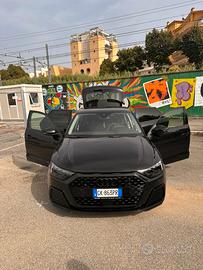AUDI A1 BLACK