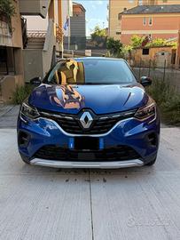 Renault Captur 1.6 Full Hybrid 145 CV
