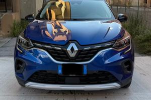 Renault Captur 1.6 Full Hybrid 145 CV