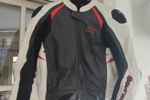 Giacca e pantaloni da moto