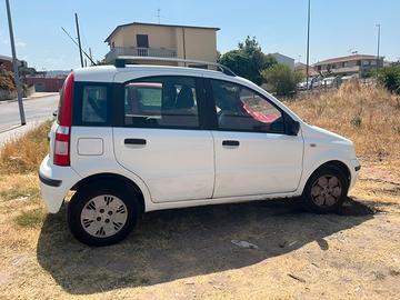 Fiat Panda 1.1 benzina del 2004.