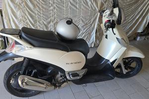 Aprilia Scarabeo 300