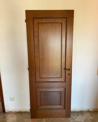 7 porte da interno in legno pregiato