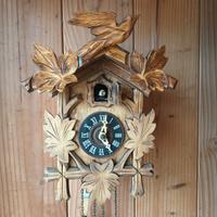 Orologio cucu  meccanico funzionante.